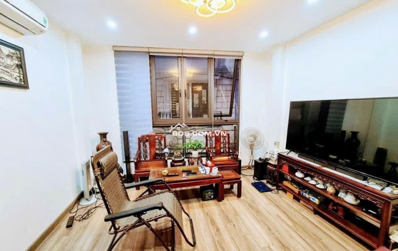  NHÀ MỚI KÍNH KOONG – 1 NHÀ RA PHỐ – DÂN TRÍ CAO – SÀI ĐỒNG LONG BIÊN 